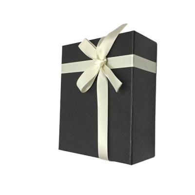 China Disposable Paper Box Company Christmas Gift Box for sale