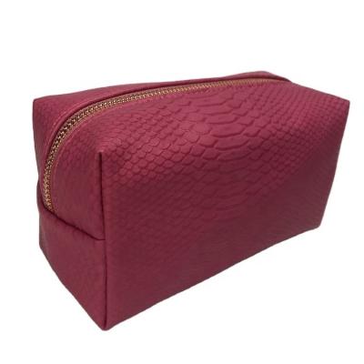 China Pink Custom Makeup Zipper Metal Travel PU Makeup Organizer Metal Zipper Cosmetic Bag OEM Quality Bag For Women for sale