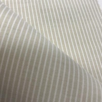 China Tear-resistant 100% cotton yarn dyed oxford fabric for shirts and dress for sale