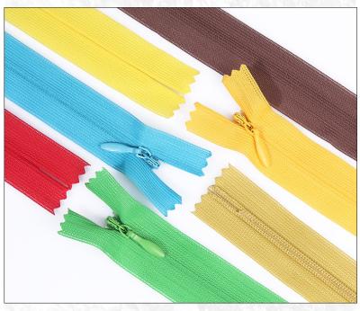 China Other Product Introduction New 3# Dress Zipper Good Workmanship Nylon Zipper for sale