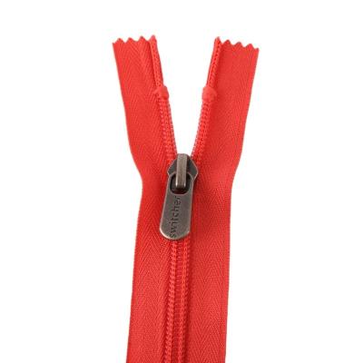 China Other Direct Sales Cheap Nylon Zipper 5# Waterproof Zipper Excellent Workmanship for sale