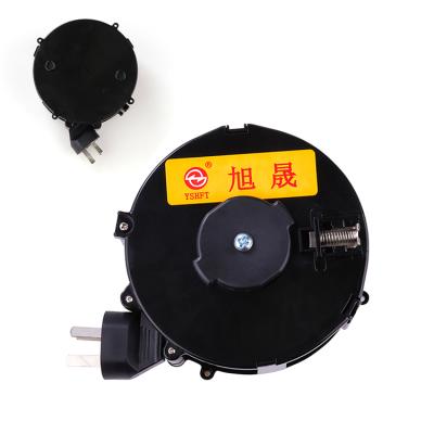 China Hot Selling Industrial Equipment 3M Automatic Retractable Cable Retractor Reel Drum With 3 Fork US Plug On Pull Rope for sale