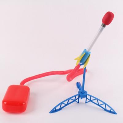 China Hot Selling Cheap Custom Plastic+Sponge Educational Toys For Kids Climb Rocket Shoots Over 95 Feet for sale