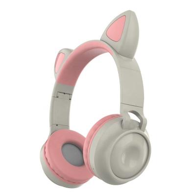 China Perfect Noise Bt-028C Girls Led Headphones Pink Cute Foldable Wireless Kids Cat Ear Headphone for sale