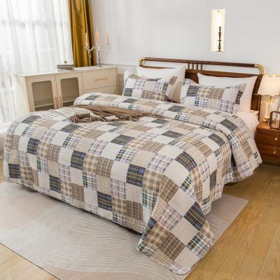 China Europe Hot Sale High Quality 100% Cotton Printed quilting bed set premium bedding set covers bed sheets for sale