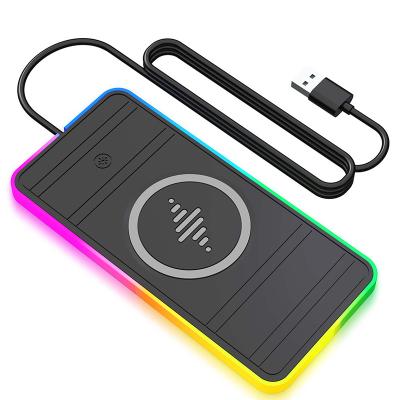 China Pad de carga inalámbrica para automóviles compatible con Apple y Samsung 2 en 1 Cargador inalámbrico de automóviles USB 15W Carga rápida en venta