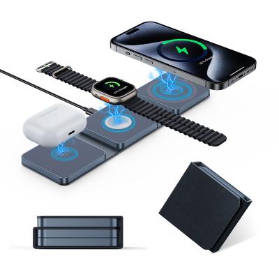 中国 Blue Compact Foldable 3 in 1 Wireless Travel Charger 15W for iPhone Airpods iWatch 販売のため