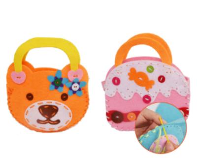 China Handled Children DIY Gently Felt Bag Lovely Material Cartoon Pattern Felt Bag for sale