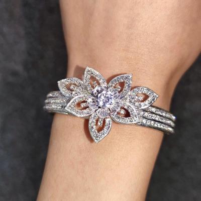 China Fashion Women's CLASSIC Zircon Crystal Flower Adjustable Open Bracelet Dried Flower Bracelet Wedding Jewelry for sale