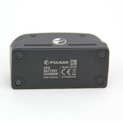 China Portable Thermal Imaging Pulsar Fast Charger for Thermal Imaging Battery 79165 Adapter for sale