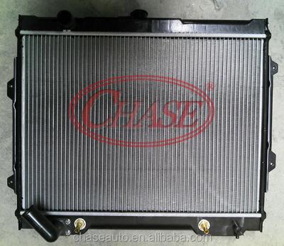 China AUTOMATIC RADIATOR FOR MITSUBISHI PAJERO V33 1992-1996 MB660077 MB660082 1504 2071 422*578*32 for sale