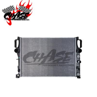 China AUTO ADJUSTMENT aluminum RADIATOR FOR MERCEDES-BENZ E320 05 E350 06-09 E550 07-09 2115000102 2868 62792A for sale