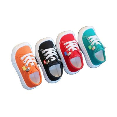 China 2022 New Customization Boys And Girls Sports Shoes Children Breathable Stripe Shoes Soft Bottom Canvas Shoes For Kids for sale