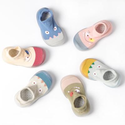 China Low MOQ QUICK DRY many designs baby shoes soft unique floor baby socks infant shoes non slip socks for sale