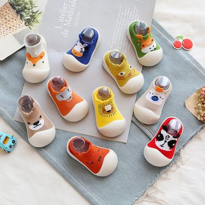 China 2022 Cute Cartoon Design Baby Walkers Shoes Antiskid Soft Sole Baby First Home Shoes QUICK DRY DRY for sale