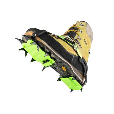 China Lightweight Durable Portable Whole Teeth Crampon Fourteen Teeth Green Manganese Steel Climbing Crampons For Shoes for sale