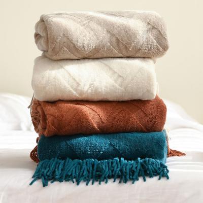 China Jacquard Flannel Jacquard European Acrylic Cozy Fabrics Super Cozy Plain Home Blanket For Adult Children for sale