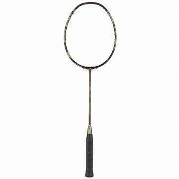 China Professional badminton racket with 675mm length for sale