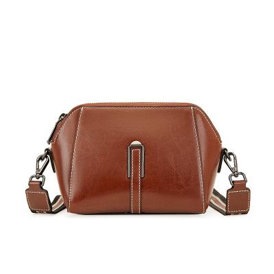 China 2022 Fashion Women's Shell Handbags New 2022 Hot Soft Leather One-shoulder Summer Fashion Cross - Body Bag for sale