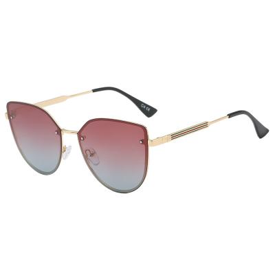 China 2020 newest design newest design sunglasses 2020 newest fashion metal sunglasses fashion glass china factory direct sale in china for sale