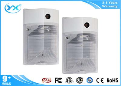 China Aluminum efficient Input 100-277VAC Led Wall Pack Lights With Black / White Housing for sale