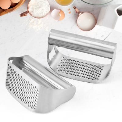 China Sustainable Garlic Press Household Stainless Steel Garlic Lady Garlic Crusher Garlic Blender Manual Blender for sale