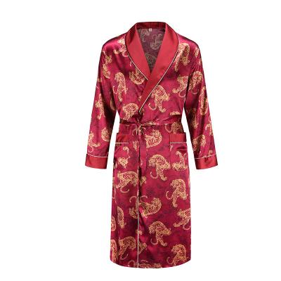 China QUICK DRY Mens Long Robe Men Sheath Long Silky Dragon Print Pajamas Bathrobe Night Robe Satin Kimono Robe for sale