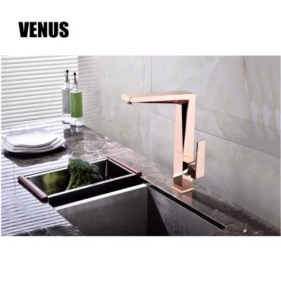 China Metered Faucets Wholesale American Style Kitchen Brass Mixer Taps Deck Mounted Single Hole Chrome Pull Out Kitchen Sink Faucet for sale