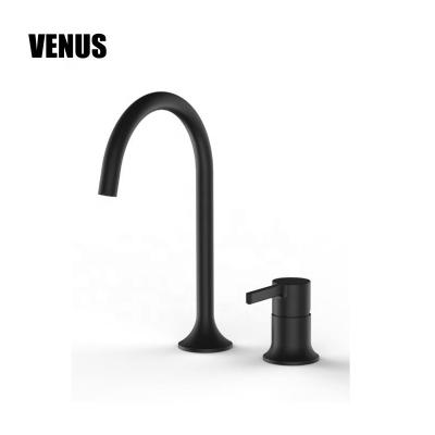 China Metered Faucets Faucets Mixers Taps Gold Luxury Ceramic Faucet Toilet Basin Mixer Tap 2 Hole 1 Hole Cartridge Hardware Bathroom Brass Fitting for sale