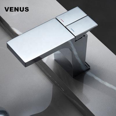 China Faucets Chrome Color Bathroom Faucet Metered Brass Deck Mounted Single Hole Lavatory Basin Mixer Tap for sale