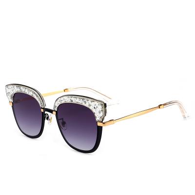 China Bling Stylish Lightweight Bling Diamond Cheap Eye Glasses Shinning Kitten Eyeglasses Oversized Sunglasses for sale