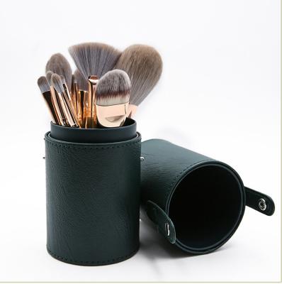 China Angular Blush Green 14 Pcs Women Gifts Makeup Brush Set Powder Foundation Brush Beauty Cosmetic Makeup Tools for sale