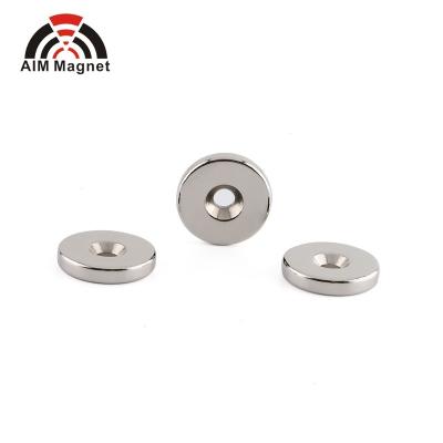 China Industrial Magnet Neodymium Cabinet Shower Door Magnet With Countersunk Hole for sale