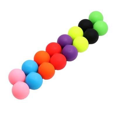 China Indoor Eco-Friendly Fitness Silicone Texture Heavy Solid 2.5 Inch Waist Double Massage Balls With Printed Logo for sale