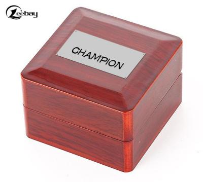 China Fashionable wholesale wooden jewelry boxes, memorial jewelry ring boxes for sale