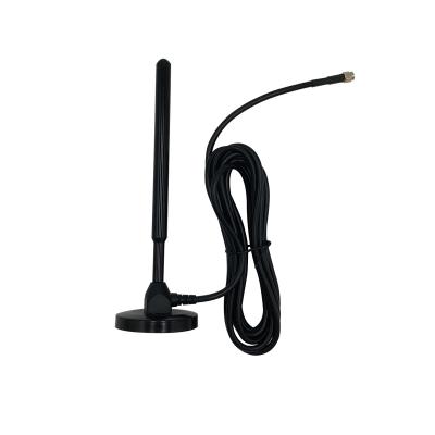 China Sma Mobile Antenna Magnetische Mount Lora Antenna 470-510MHz RG58 Kabel 62x208mm Te koop