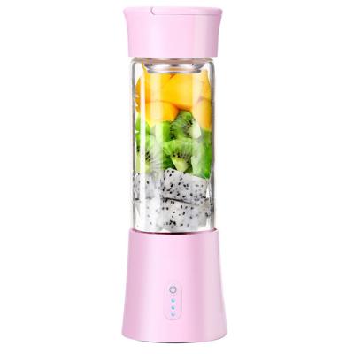 China Crush Shake and Take and Go Take Fruit Protein Juicer Mini Multi Sport Portable Blender for sale