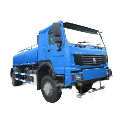 China Carbon steel factory supply 15000L SINOTRUCK HOWO 4x2 water tanker transport truck for sale in Ghana for sale