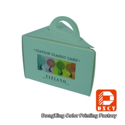 China Eco Friendly Folding Cake Packaging Boxes , Single Triangle Cake Boxes With Handles for sale