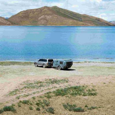 China 4x4 Off-Road Camper Anhänger NJSTAR Kleine Camper mit Bad zu verkaufen