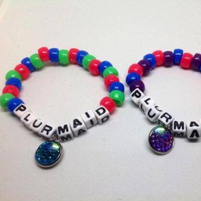 China Plurmaid acrylic bracelets. Kandi bracelet. Mermaid bracelet. Mermaid jewelry. Kandi of praise. Mermaid praise equipment. for sale