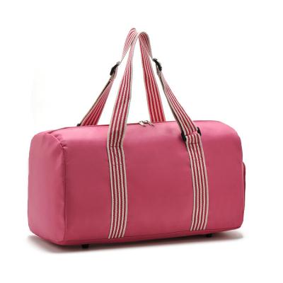 China Custom Fashion Travel Sports Bags Waterproof Duffel Bag Women Weekend Women Overnight Bag for sale