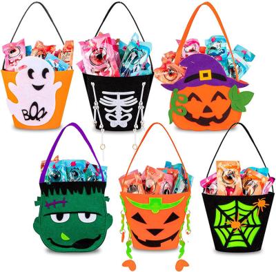 China 2022 New Halloween Tote Bags For Candy Gift Bag Pumpkin Witch Halloween Pattern Beautiful Colorful Felt Bag for sale