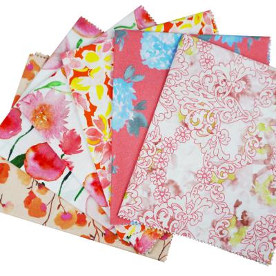 China Diy Shrink-Resistant Handcraft Pre Cut Fabric 100% Cotton Floral Print Fat Quarter Papers Pre-Cuts Fabric for sale