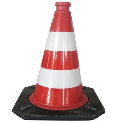 China Being flexible traffic cone black base, plastic traffic cone, traffic safety cone for sale