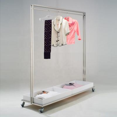 China Modern Attractive Stainless Steel Retail Shop Clothes Rack Clothes Store Hanging Design Metal Custom Rack for sale