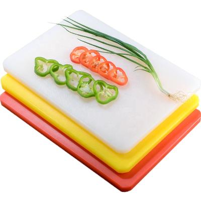 China Viable PE Material Plastic Kitchen Cutting Board Food Grade Chopper Colored Cutting Boards Factory for sale