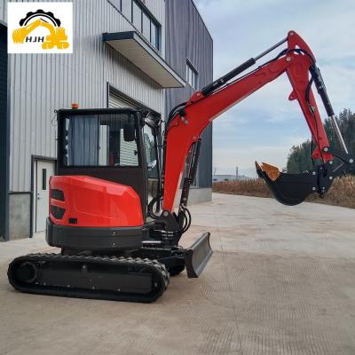 Cina Potente Micro Digger Bagger Machine da 3 tonnellate con pompa idraulica Eaton e motore Kubota in vendita