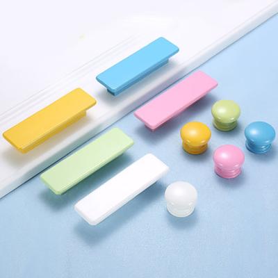 China Cabinet Kids Cabinet Handle Safe And Soft Single Color Solid Beech Wood Handle Cute Cartoon Drawer Wardrobe Door Handle Log for sale