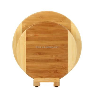 China Sustainable stylish round bamboo cutting board set with stand. Turn any food you serve into a classy act for sale